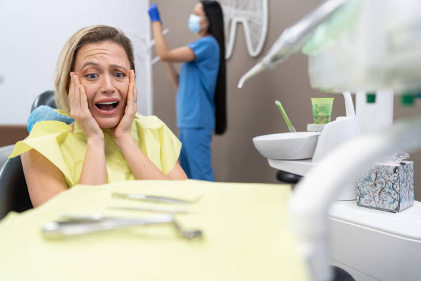 Best Emergency Dental Care for Broken or Chipped Teeth in Leisuretowne, NJ