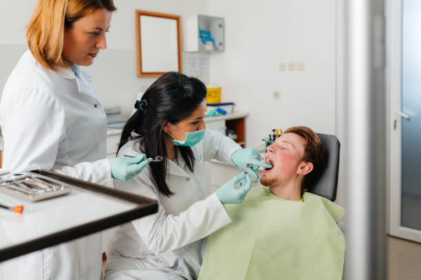 Best Emergency Dental Care for Broken or Chipped Teeth in Leisuretowne, NJ